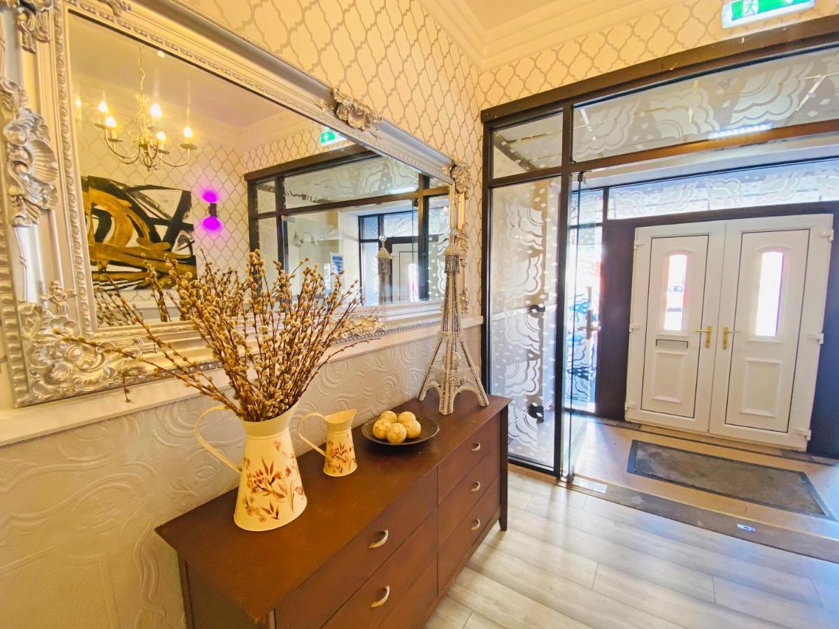 The J & S Hotel Blackpool Ngoại thất bức ảnh